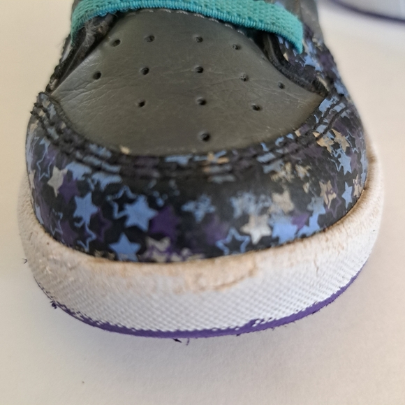 DC Brand Boys High Top Runners - Picture 5 of 10